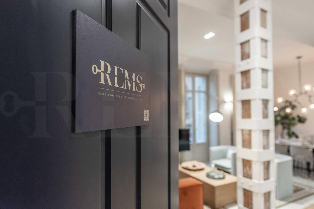 Contemporary Loft In The Historic City Center By Rems Málaga Eksteriør bilde